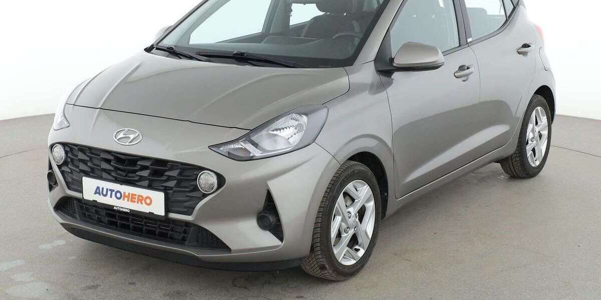 Hyundai i10 51.648 km 13.880 &euro; Hamburg 22529