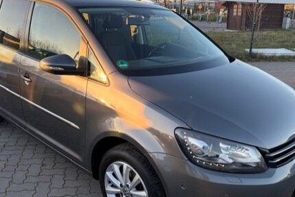 VW Touran 124.000 km 8.990 &euro; Ahrensburg 22926