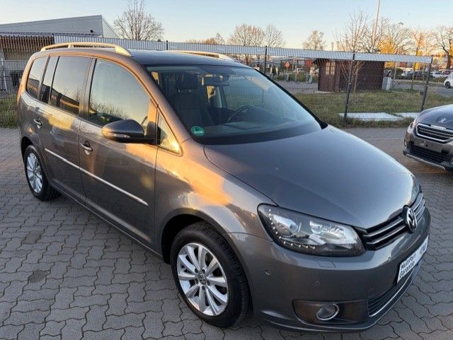 VW Touran 124.000 km 8.990 &euro; Ahrensburg 22926