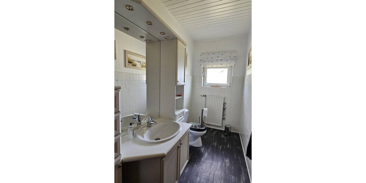 Einfamilienhaus Sülfeld Tönningstedt - 1 Zimmer, 298 m&sup2;, 650.000&euro; | Angebot:26064925