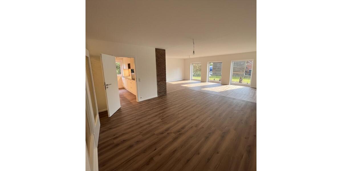 Einfamilienhaus Norderstedt Garstedt - 3.5 Zimmer, 133 m&sup2;, 2.490&euro; | Angebot:25230873