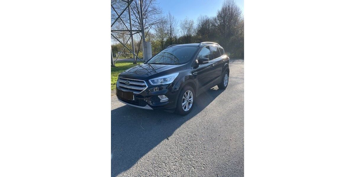 Ford Kuga 119.000 km 13.990 &euro; Ellerhoop 25373