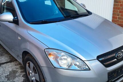 Kia pro ceed / ProCeed 200.000 km 1.990 &euro; Hamburg 22113