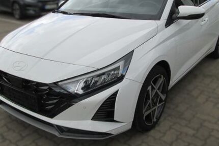 Hyundai i20 12.392 km 18.990 &euro; Elmshorn 25337