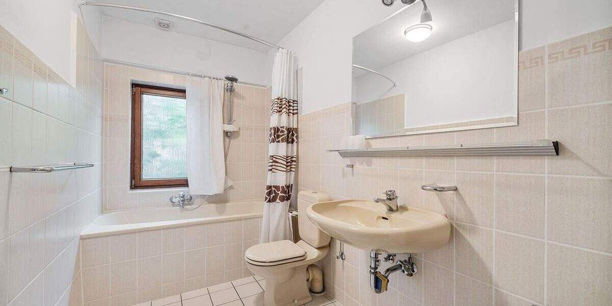 Einfamilienhaus Hamburg Sasel - 9 Zimmer, 192 m&sup2;, 695.000&euro; | Angebot:25748557