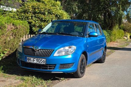 Skoda Fabia 69.421 km 5.700 &euro; Hamburg 22043