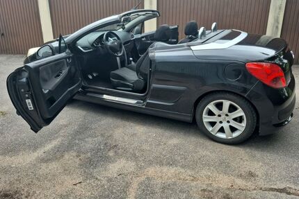 Peugeot 207 172.000 km 1.390 &euro; Hamburg 21129