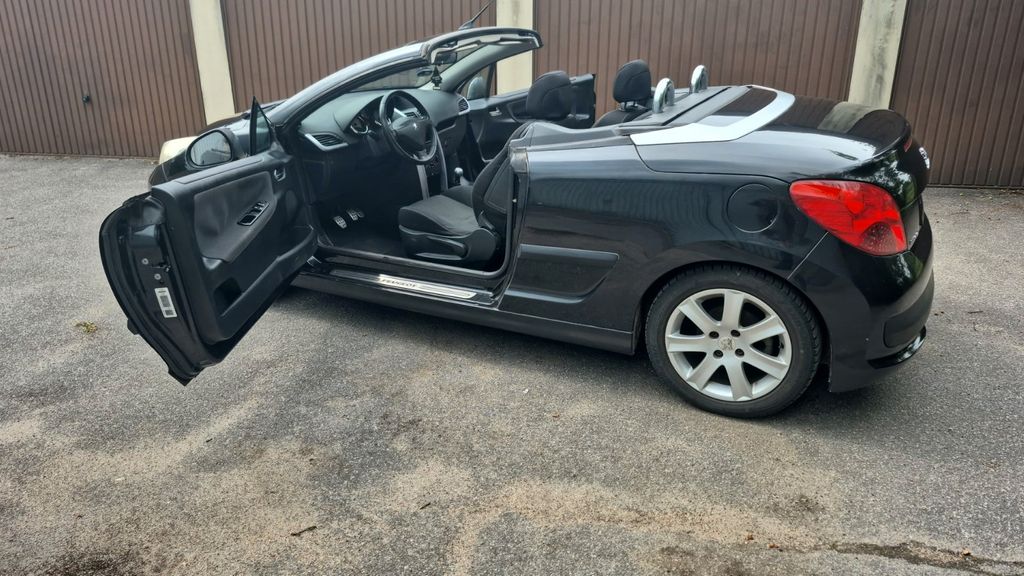 Peugeot 207 172.000 km 1.450 &euro; Hamburg 21129