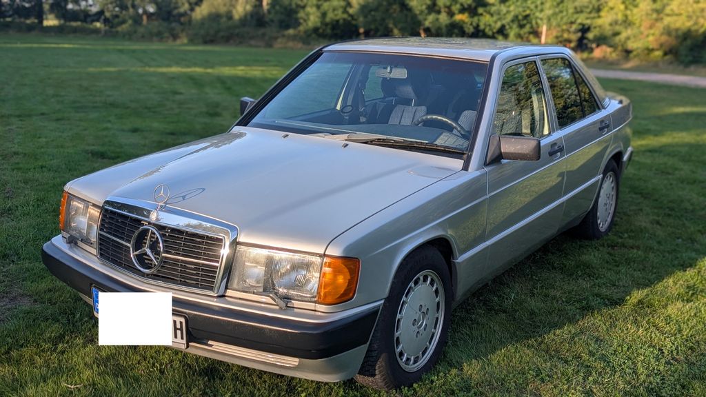 Mercedes-Benz 190 325.000 km 9.800 &euro; Hamburg 22419
