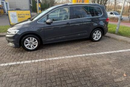 VW Touran 149.989 km 18.900 &euro; Hamburg 22339