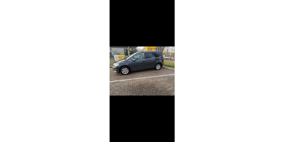 VW Touran 149.989 km 18.900 &euro; Hamburg 22339