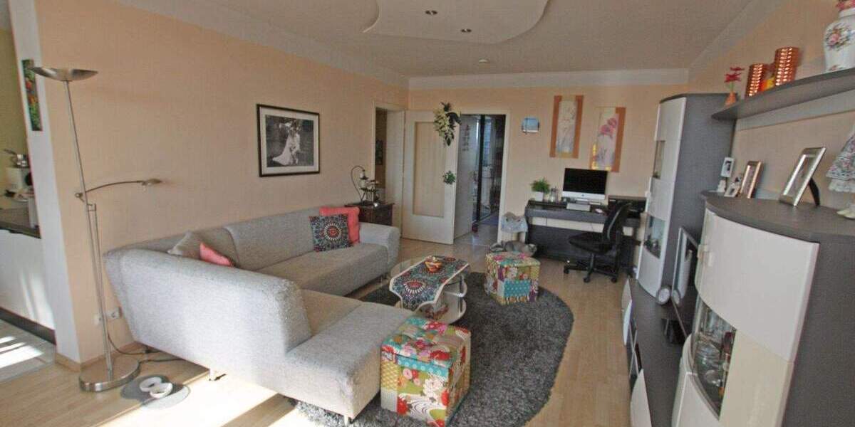 Etagenwohnung Glinde - 3 Zimmer, 80 m&sup2;, 270.000&euro; | Angebot:25705231