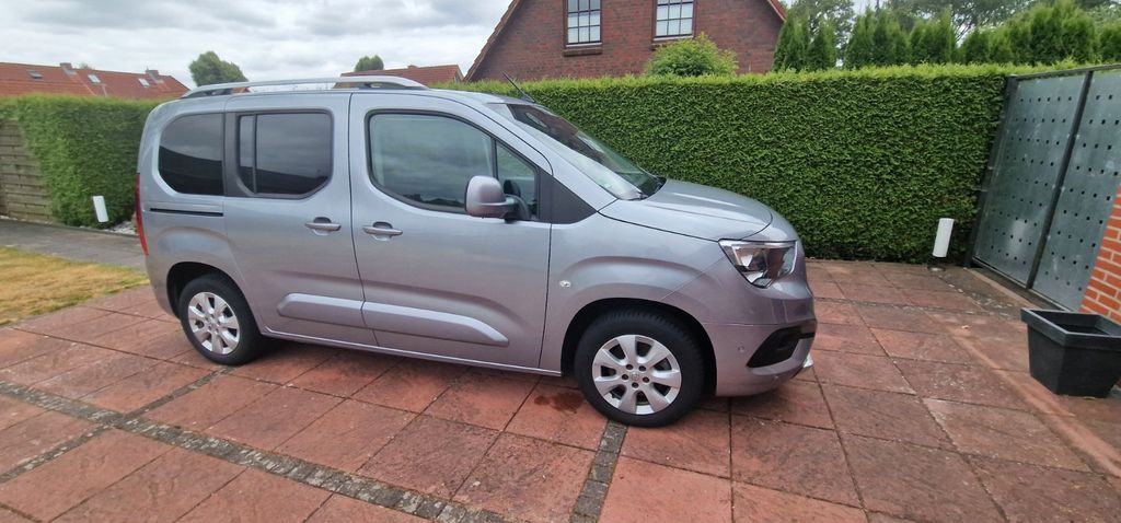 Opel Combo 17.000 km 24.900 &euro; Henstedt-Ulzburg 24558