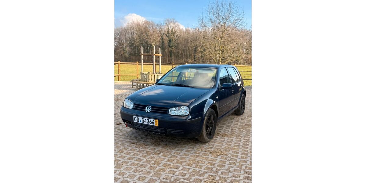 VW Golf 244.026 km 2.250 &euro; Elmenhorst 23869