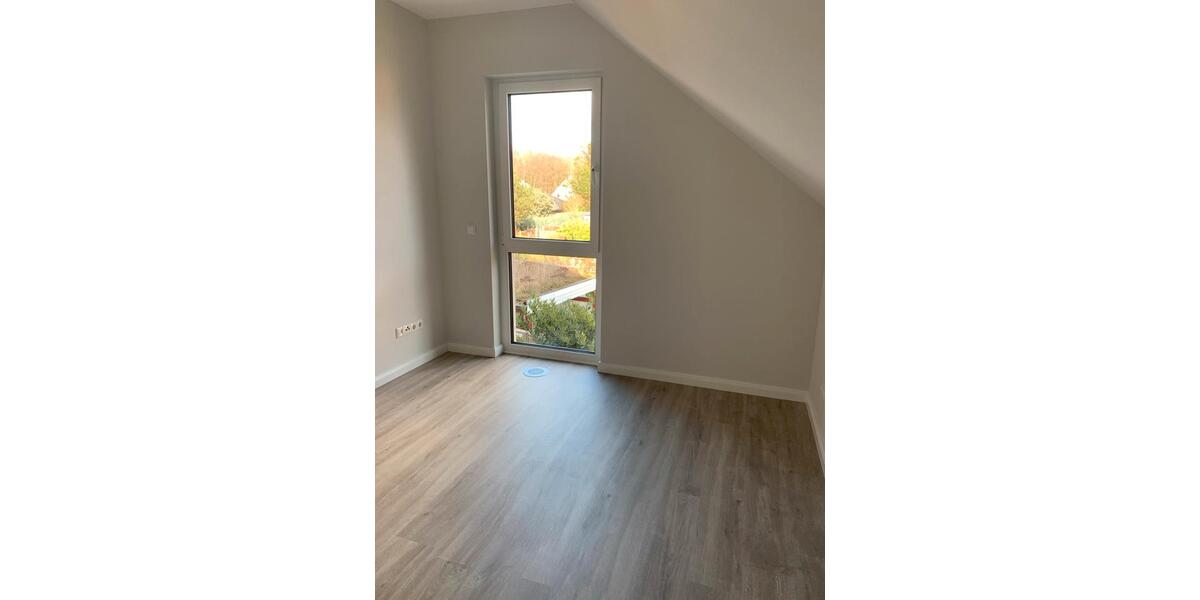 Etagenwohnung Bönningstedt - 3 Zimmer, 75 m&sup2;, 1.600&euro; | Angebot:25919245
