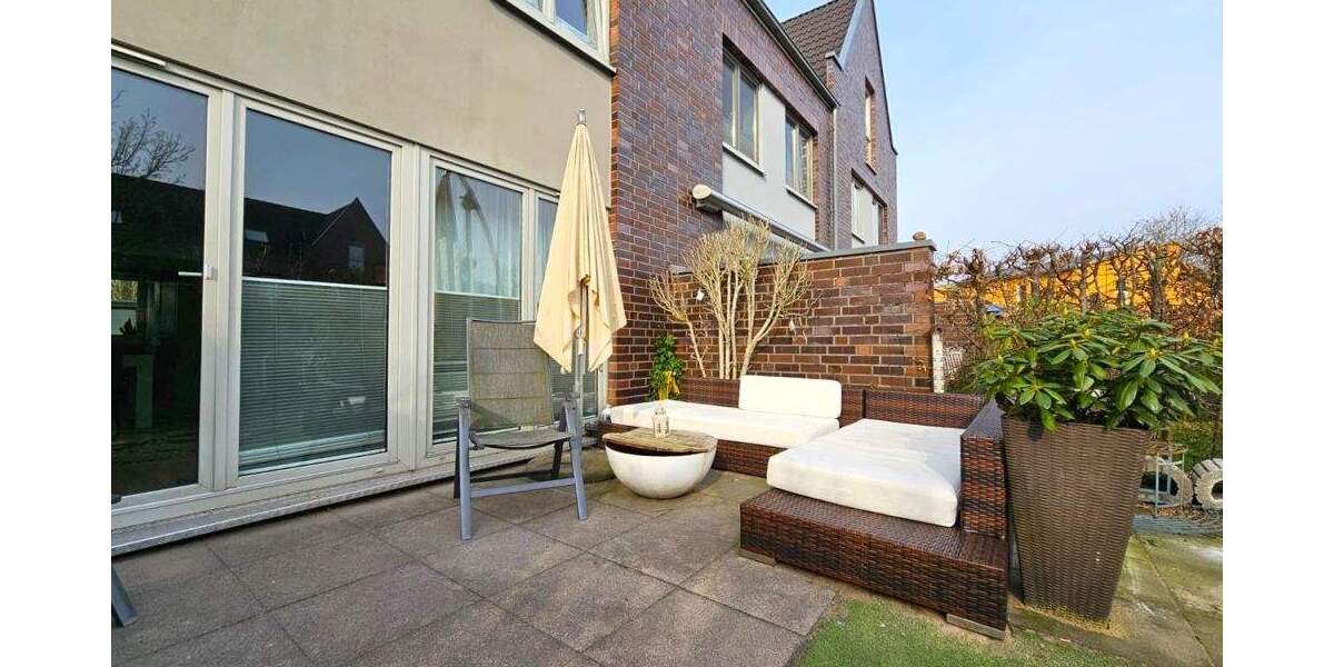 Mehrfamilienhaus, Wohnhaus Hamburg-Duvenstedt Duvenstedt - 6 Zimmer, 131 m&sup2;, 595.000&euro; | Angebot:25927569