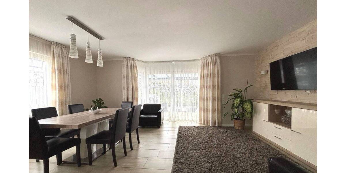 Einfamilienhaus Bad Oldesloe - 6 Zimmer, 185 m&sup2;, 749.000&euro; | Angebot:25984398