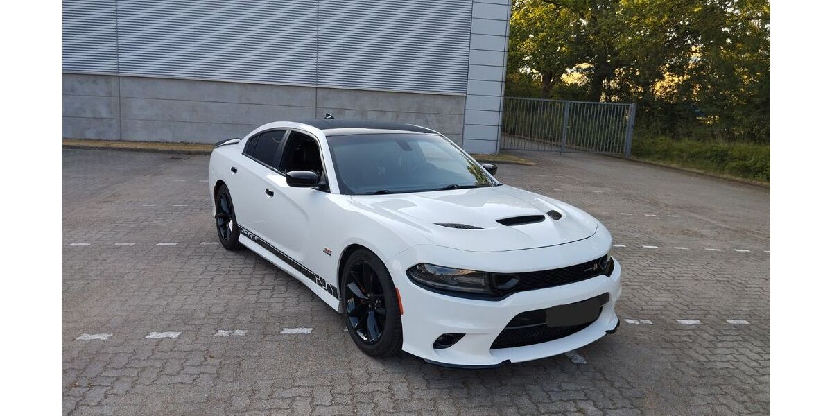 Dodge Charger 137.000 km 28.200 &euro; Kaltenkirchen 24568