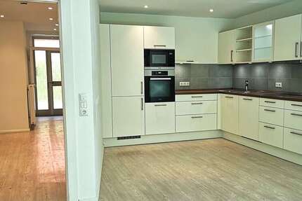 Haus Hamburg Wandsbek - 4 Zimmer, 106 m&sup2;, 1.695&euro; | Angebot:27338791