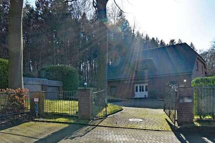 Haus Aumühle - 7 Zimmer, 344 m&sup2;, 1.250.000&euro; | Angebot:24735550