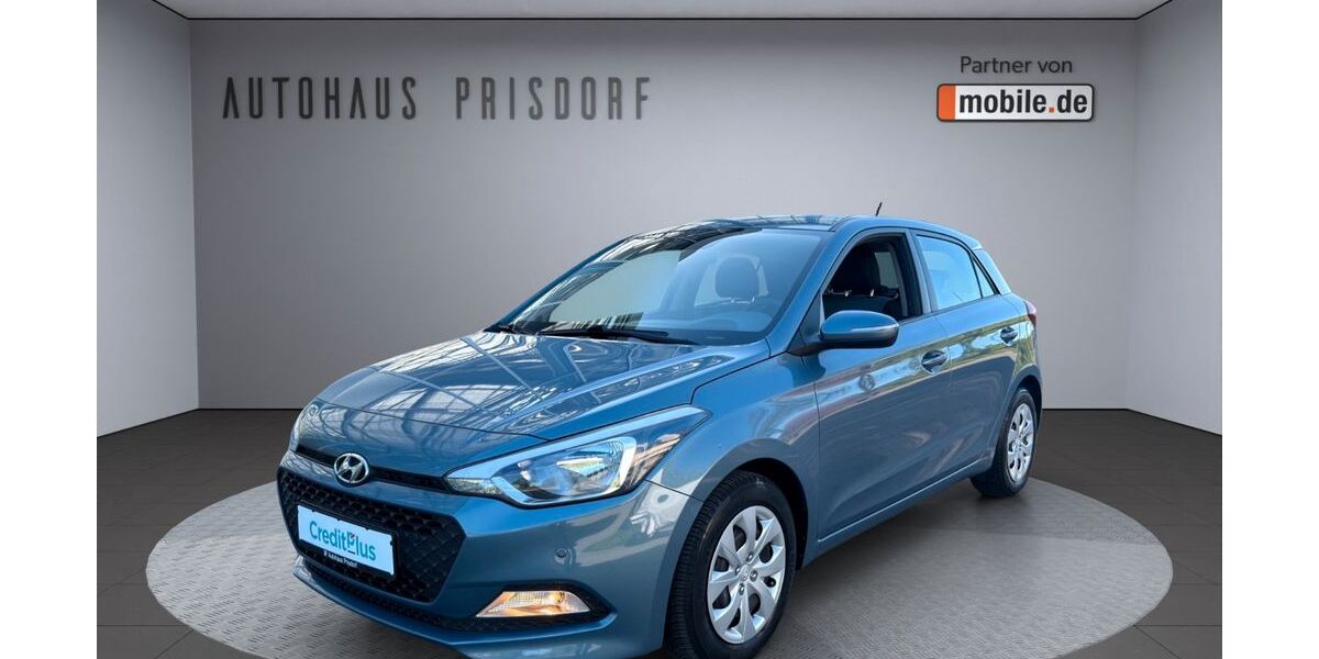 Hyundai i20 56.144 km 9.950 &euro; Prisdorf bei Hamburg 25497