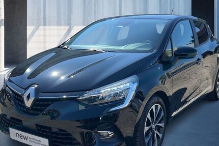 Renault Clio 12.817 km 13.990 &euro; Hamburg 20537