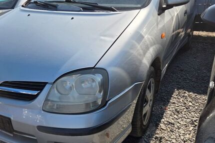 Nissan Almera 190.000 km 990 &euro; Hamburg 22113