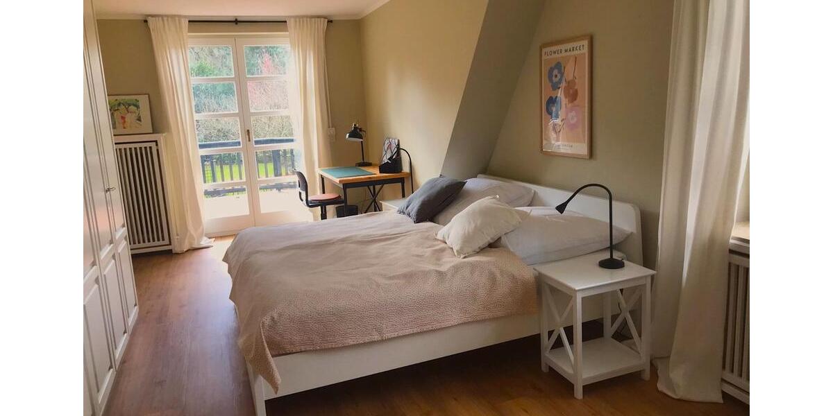 Etagenwohnung Hamburg Altona - 2 Zimmer, 100 m&sup2;, 2.600&euro; | Angebot:25971262