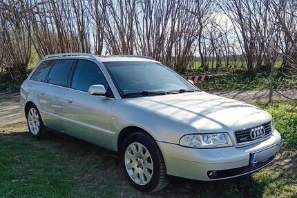 Audi A4 250.500 km 3.990 &euro; Ahrensburg 22926
