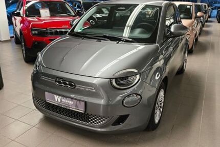 Fiat 500e 22.900 km 17.450 &euro; Hamburg 22525