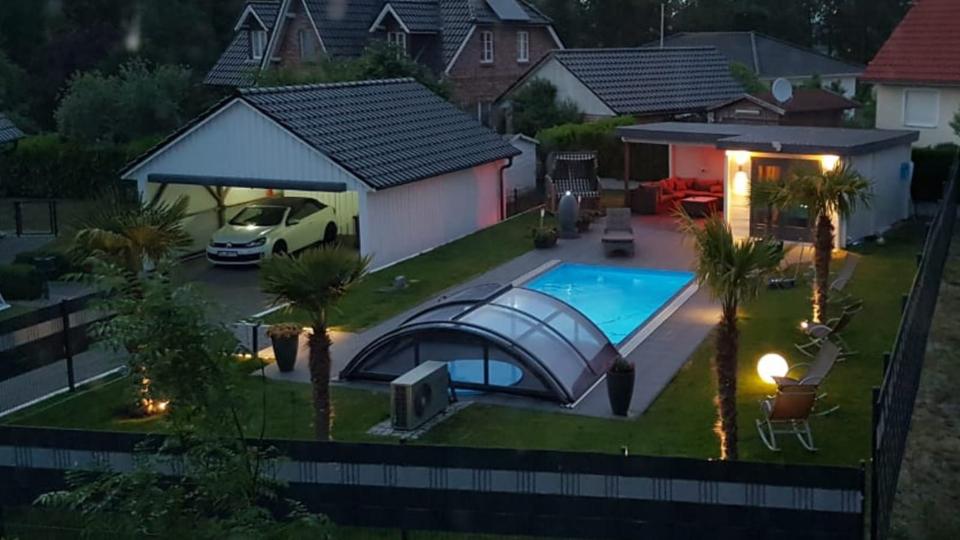 Einfamilienhaus Bad Bramstedt - 10 Zimmer, 370 m&sup2;, 1.150.000&euro; | Angebot:22633648