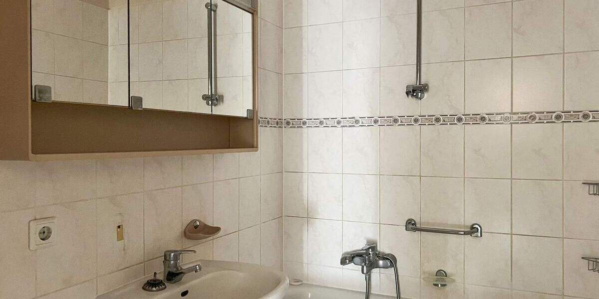 Etagenwohnung Hamburg Rahlstedt - 3 Zimmer, 84 m&sup2;, 299.000&euro; | Angebot:25748586