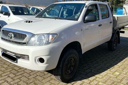 Toyota Hilux 187.300 km 12.100 &euro; Hamburg 20535