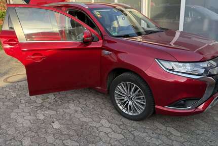 Mitsubishi Outlander 130.000 km 31.800 &euro; Hamburg 22041