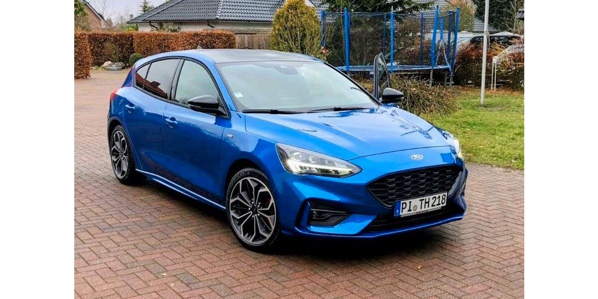 Ford Focus 101.000 km 14.800 &euro; Heist 25492