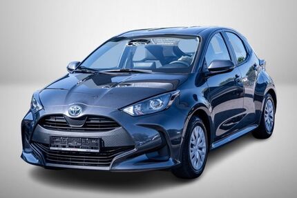 Toyota Yaris 42.143 km 15.990 &euro; Hamburg 22529