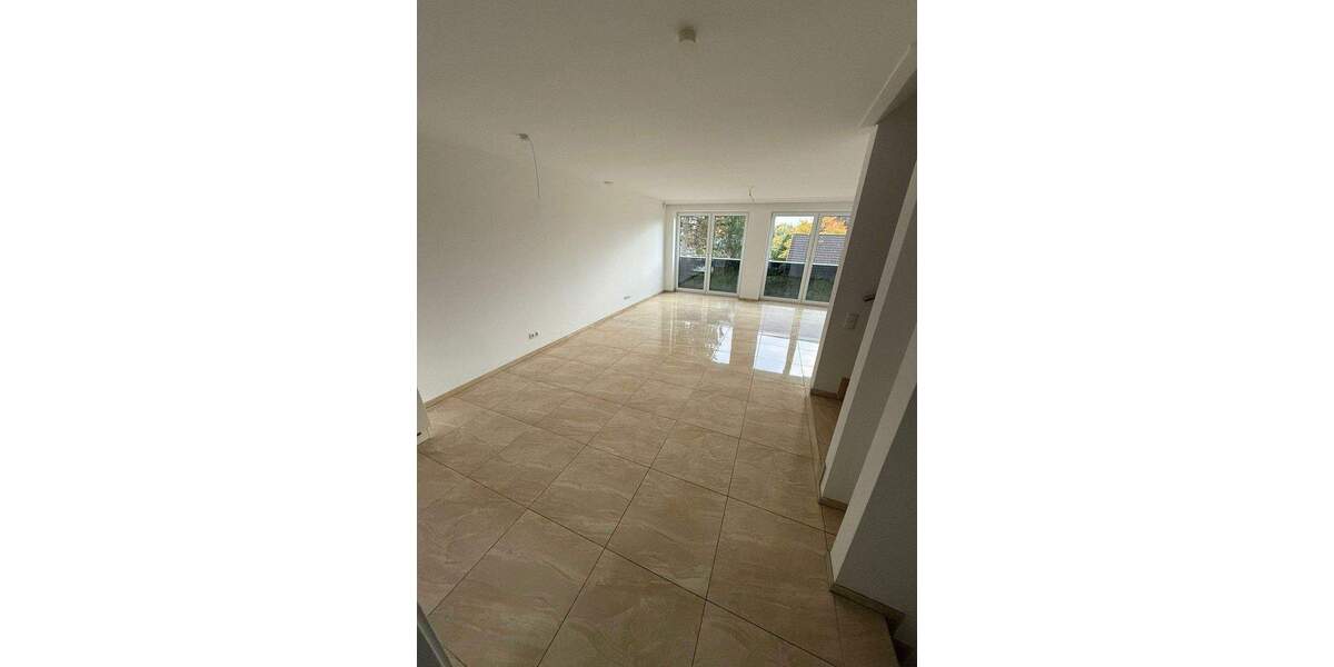 Reihenmittelhaus Hamburg Eißendorf - 6 Zimmer, 155 m&sup2;, 2.300&euro; | Angebot:25820930