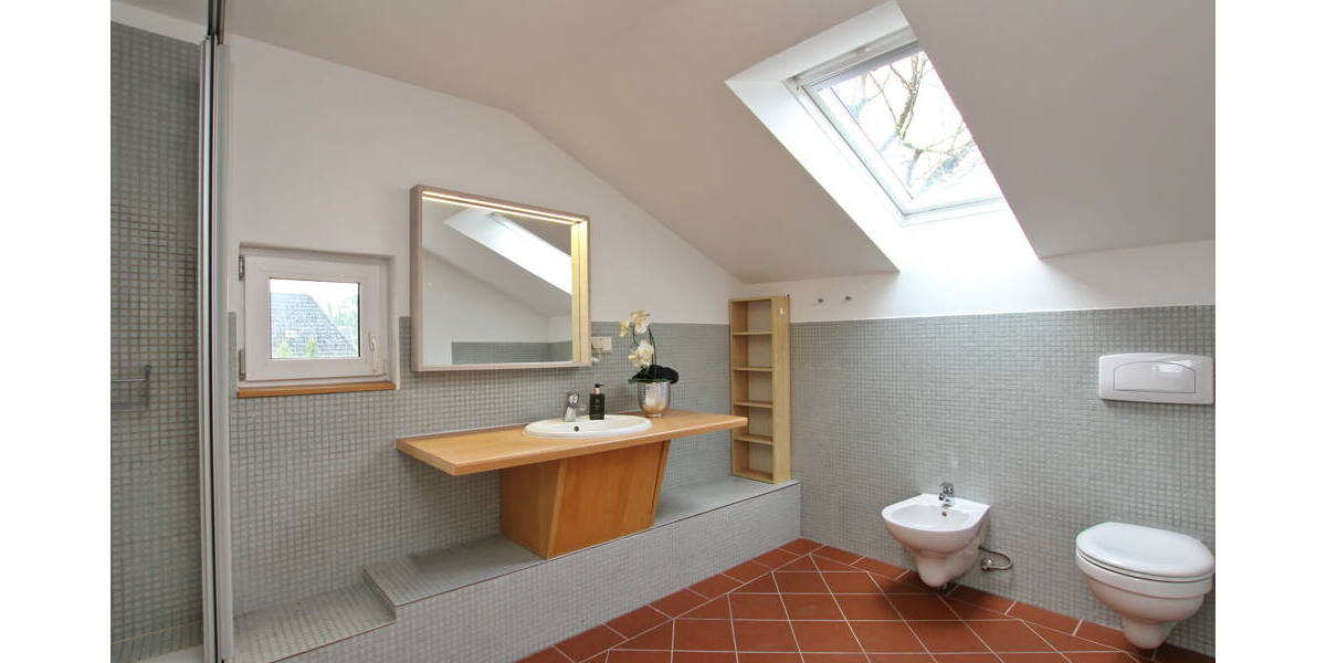 Einfamilienhaus Hamburg-Sasel Sasel - 5 Zimmer, 150 m&sup2;, 850.000&euro; | Angebot:25996311