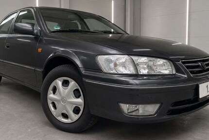 Toyota Camry 133.000 km 8.990 &euro; Hamburg 21079