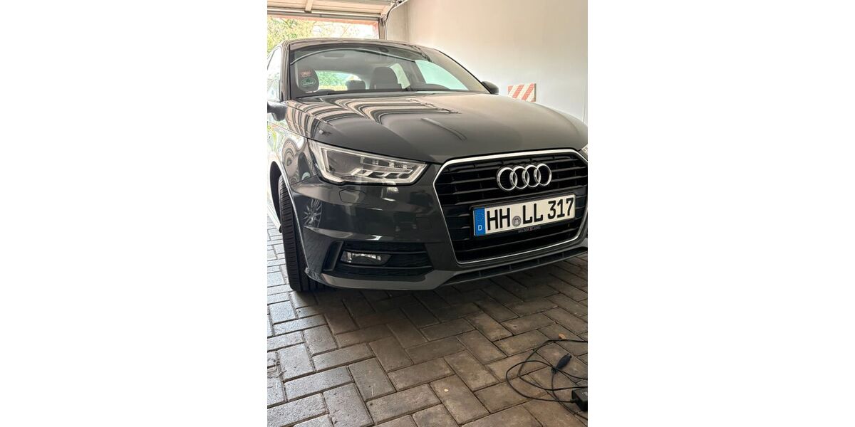 Audi A1 75.000 km 12.900 &euro; Hamburg 22395