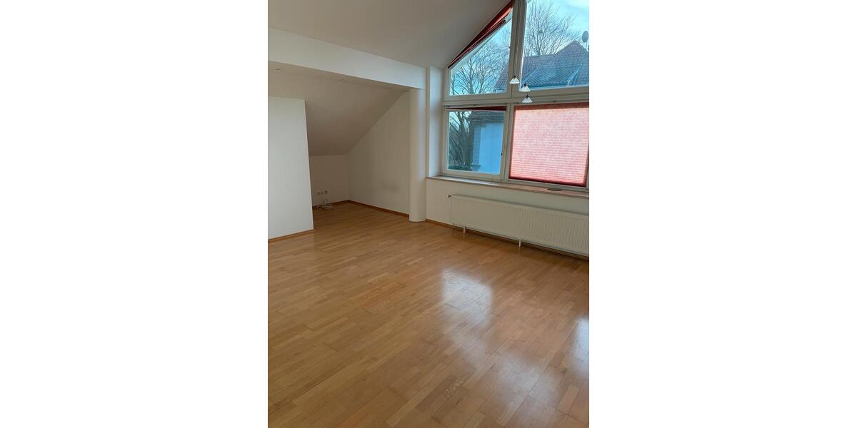 Etagenwohnung Klein Nordende - 3 Zimmer, 105 m&sup2;, 1.190&euro; | Angebot:25341018