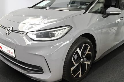 VW ID.3 13.950 km 32.480 &euro; Bad Oldesloe 23843