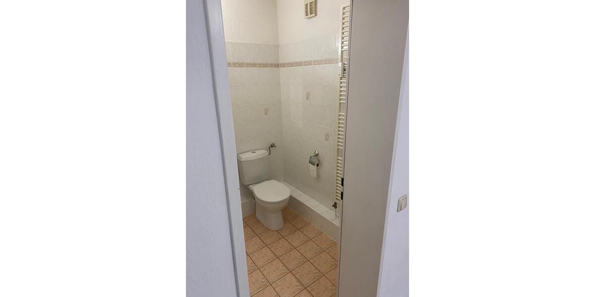 Etagenwohnung Hamburg Wandsbek - 1 Zimmer, 83 m&sup2;, 950&euro; | Angebot:25166694