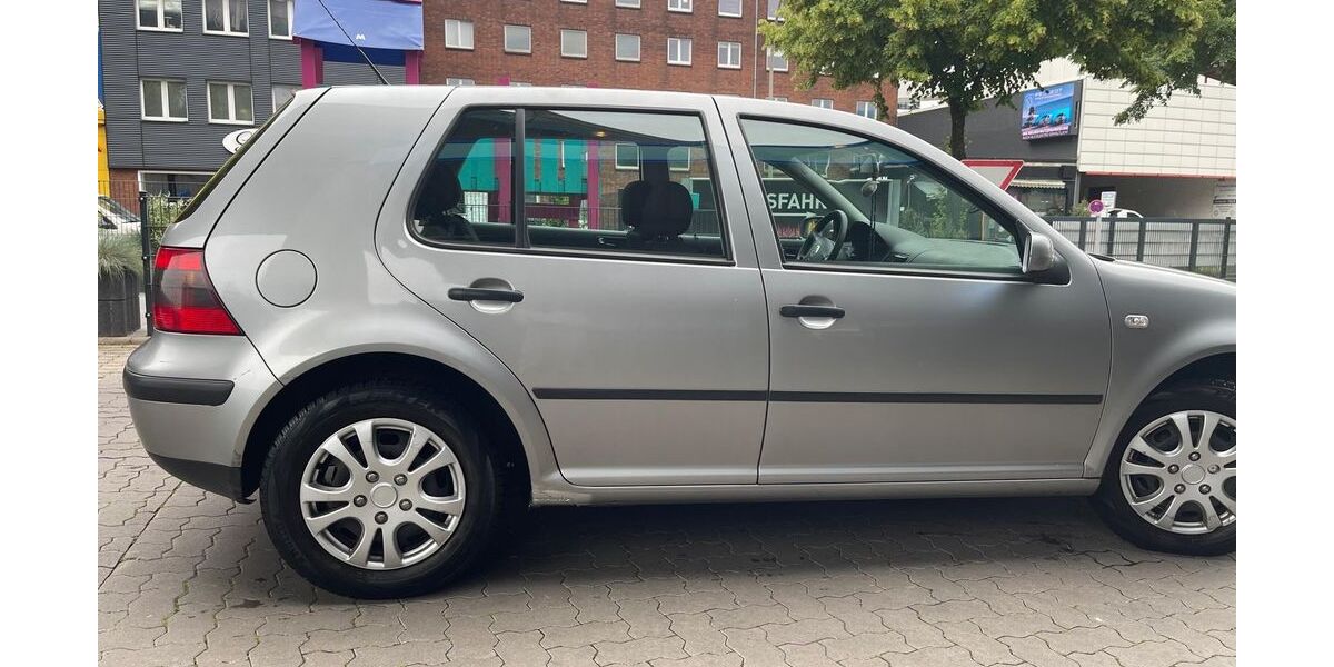 VW Golf 157.000 km 2.399 &euro; Hamburg 22419