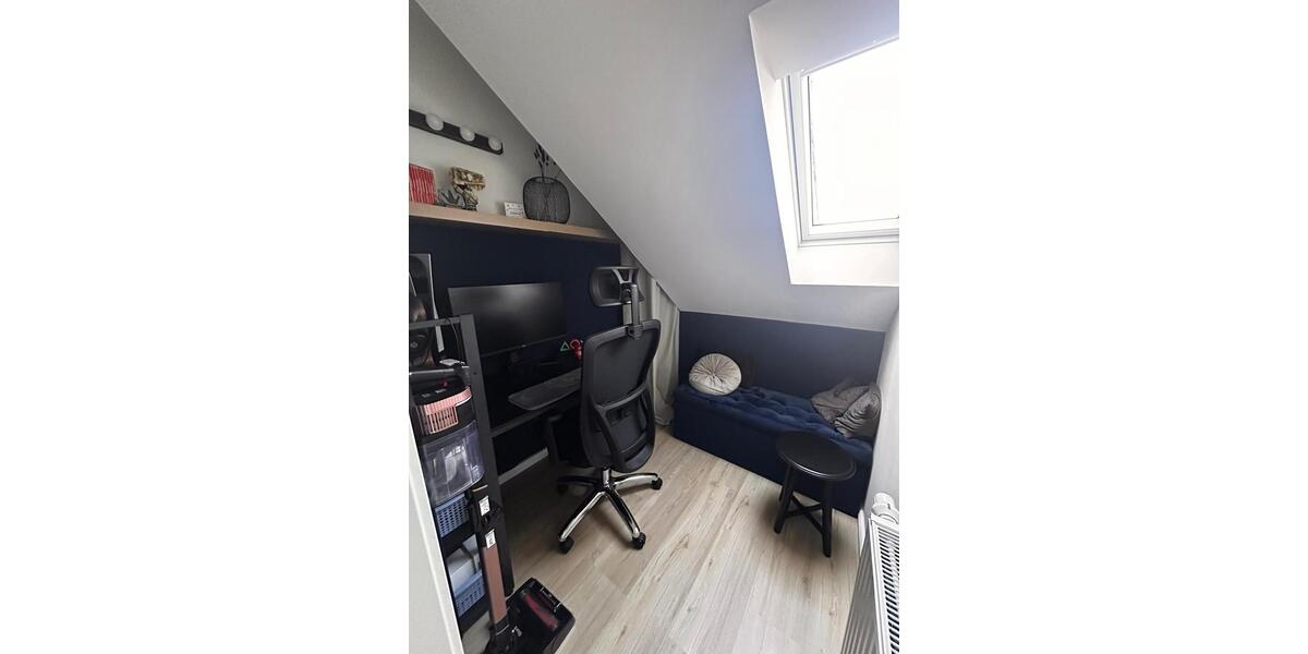 Dachgeschoßwohnung Bad Oldesloe - 2.5 Zimmer, 70 m&sup2;, 980&euro; | Angebot:25993817