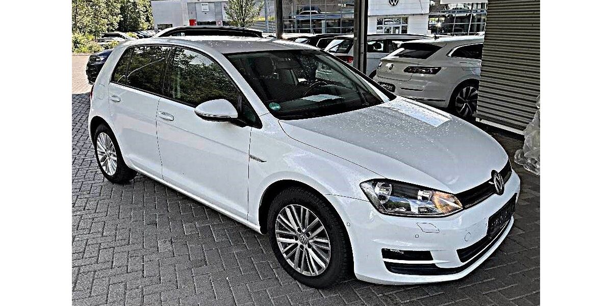VW Golf 134.400 km 9.990 &euro; Hamburg 20537
