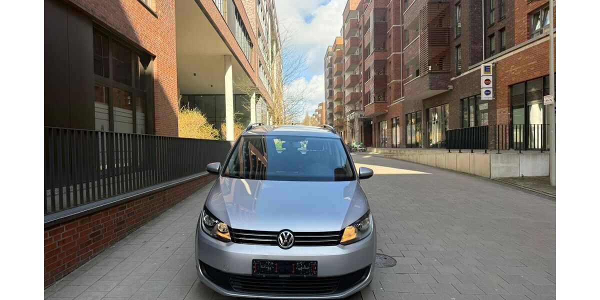VW Touran 73.000 km 11.100 &euro; Hamburg 20097