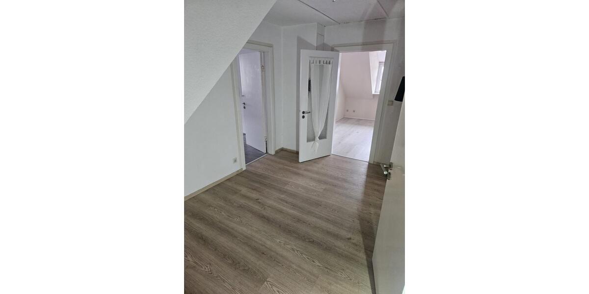 Etagenwohnung Stapelfeld - 3 Zimmer, 82 m&sup2;, 990&euro; | Angebot:25119427