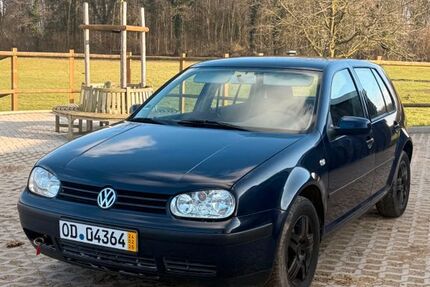 VW Golf 244.026 km 2.500 &euro; Elmenhorst 23869