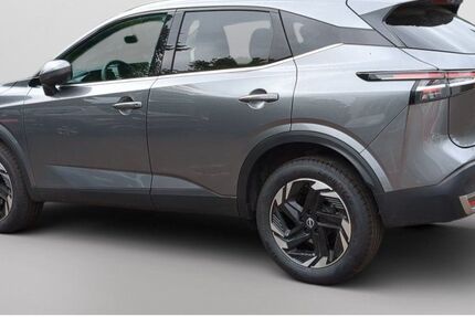 Nissan Qashqai 7.482 km 27.985 &euro; Norderstedt 22848
